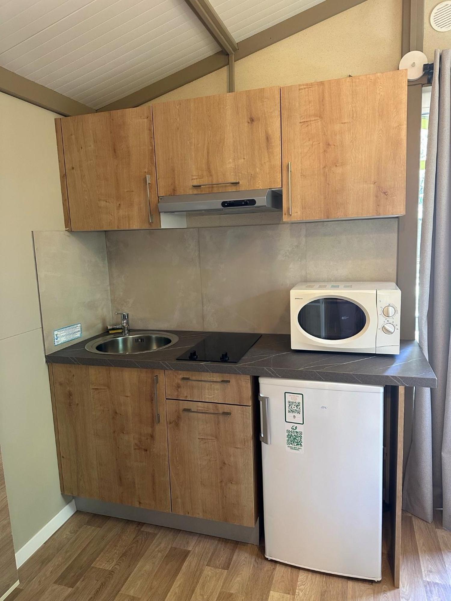 Camping Dolce Vita Calvi  Buitenkant foto