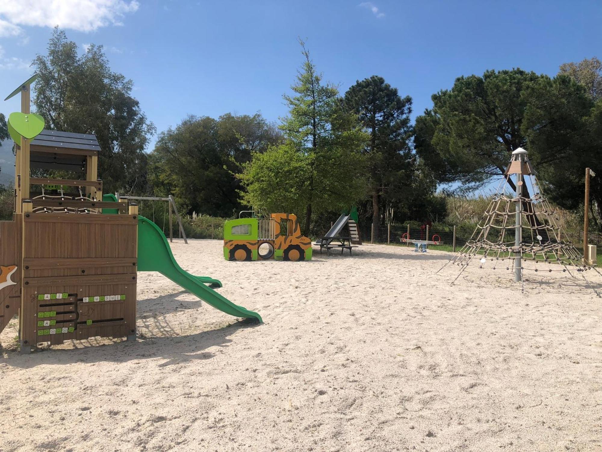 Camping Dolce Vita Calvi  Buitenkant foto